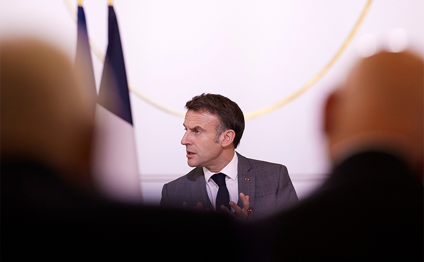 Στο στόχαστρο σφοδρής κριτικής ο Εμανουέλ Μακρόν για «ρατσιστικές δηλώσεις» &#8211; Διαψεύδει το Ελιζέ