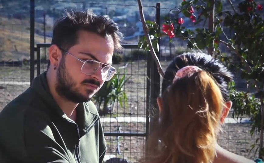 Μαρτυρία 35χρονης ΑμεΑ, θύμα του Youtuber από το Κερατσίνι – «Με χάιδευαν στο στήθος, με φιλούσαν χωρίς τη θέλησή μου»