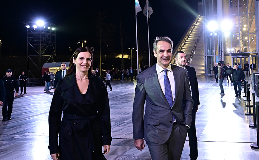 Τελετή αποφοίτησης μελών της Μονάδας Κοινωνικής Επανένταξης του Οργανισμού Κατά των Ναρκωτικών (ΟΚΑΝΑ), στο Κέντρο Πολιτισμού Ίδρυμα Σταύρος Νιάρχος, παρουσία του Κυριάκου Μητσοτάκη Τελετή αποφοίτησης μελών της Μονάδας Κοινωνικής Επανένταξης του Οργανισμού Κατά των Ναρκωτικών (ΟΚΑΝΑ), στο Κέντρο Πολιτισμού Ίδρυμα Σταύρος Νιάρχος, παρουσία του Κυριάκου Μητσοτάκη