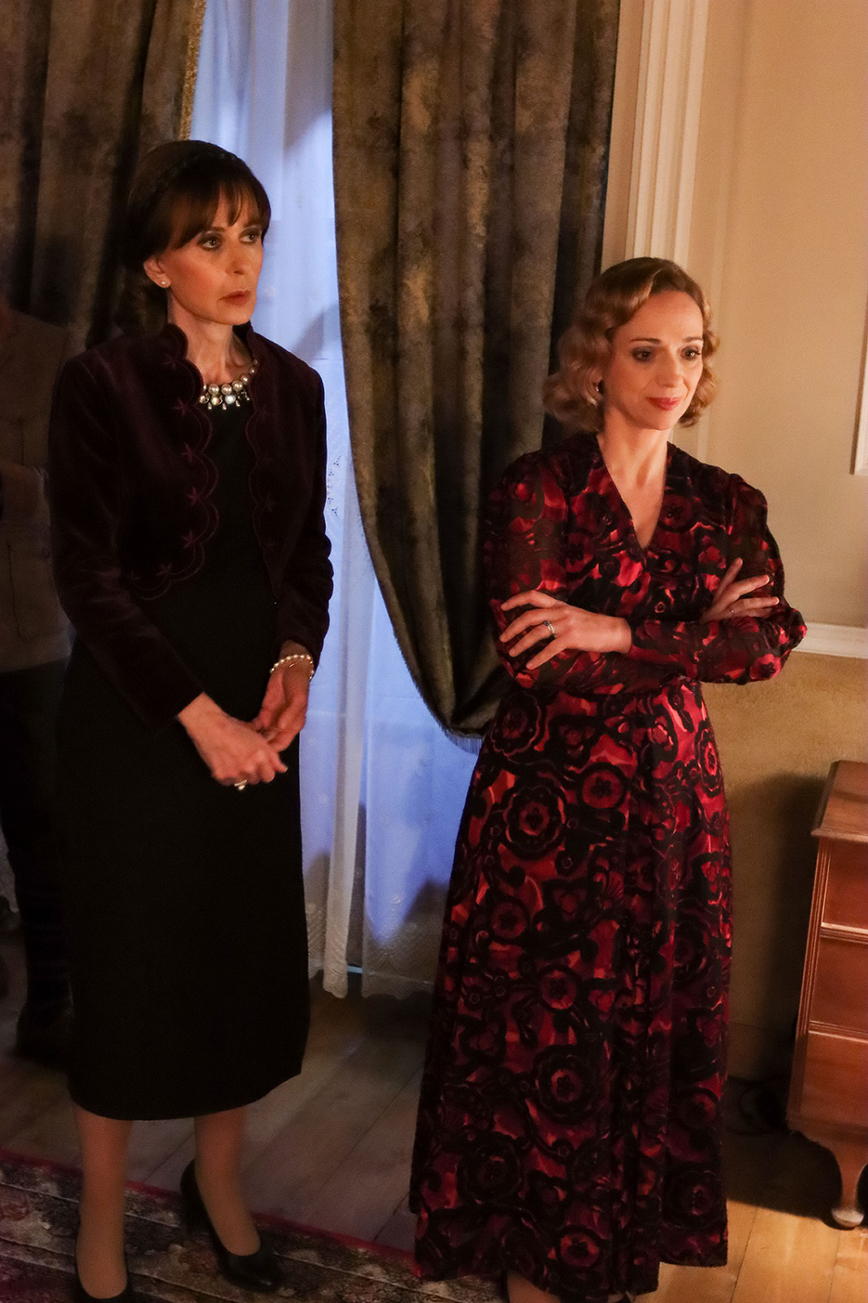 Οι Πανθέοι - Spoiler