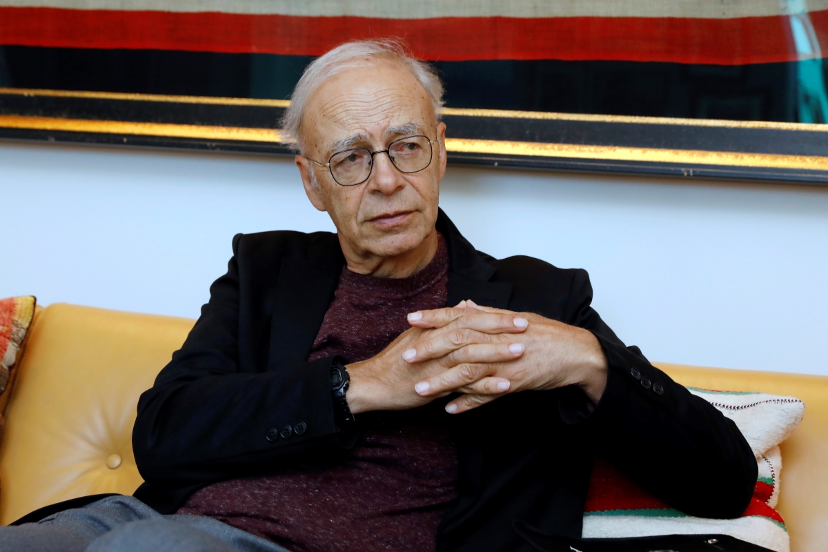 Καθηγητής του Πρίνστον προκάλεσε οργή με άρθρο περιοδικού για το σεξ με ζώα