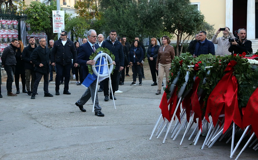 Με απόντες τους «Σπαρτιάτες» τίμησε η Βουλή την 50ή επέτειο από την εξέγερση του Πολυτεχνείου