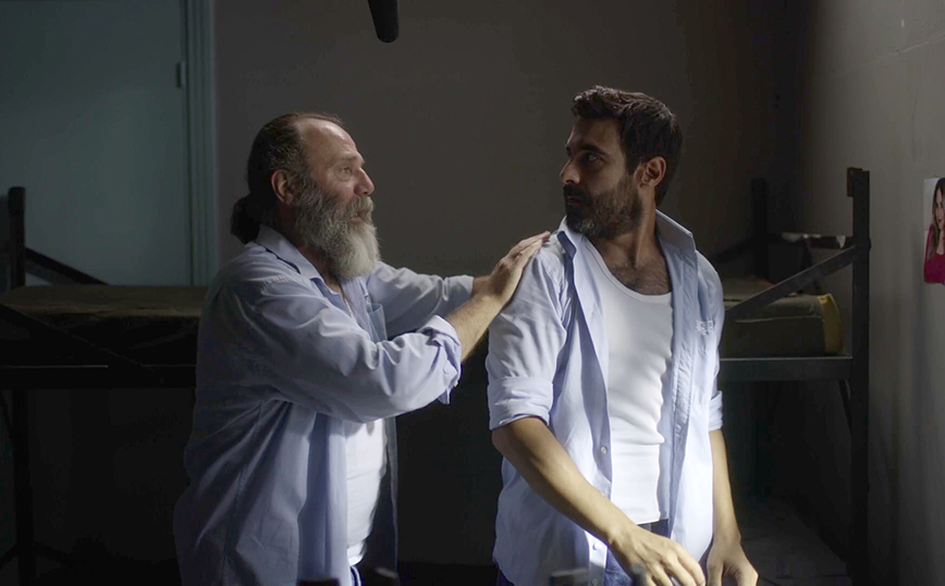 Στα σύρματα – Spoiler: Οι κλήσεις της Βανέσας και του Ιούλιου γίνονται όλο και πιο θερμές Στα σύρματα – Spoiler: Οι κλήσεις της Βανέσας και του Ιούλιου γίνονται όλο και πιο θερμές