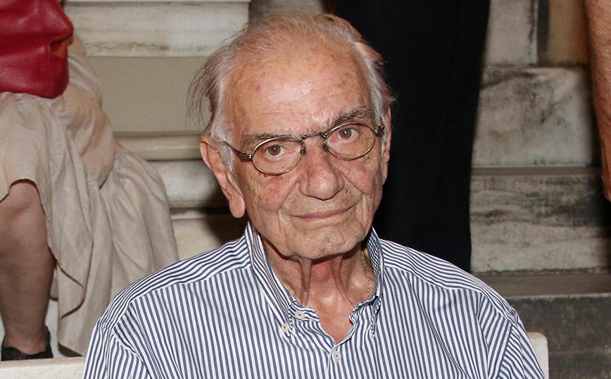 Βασίλης Βασιλικός Βασίλης Βασιλικός