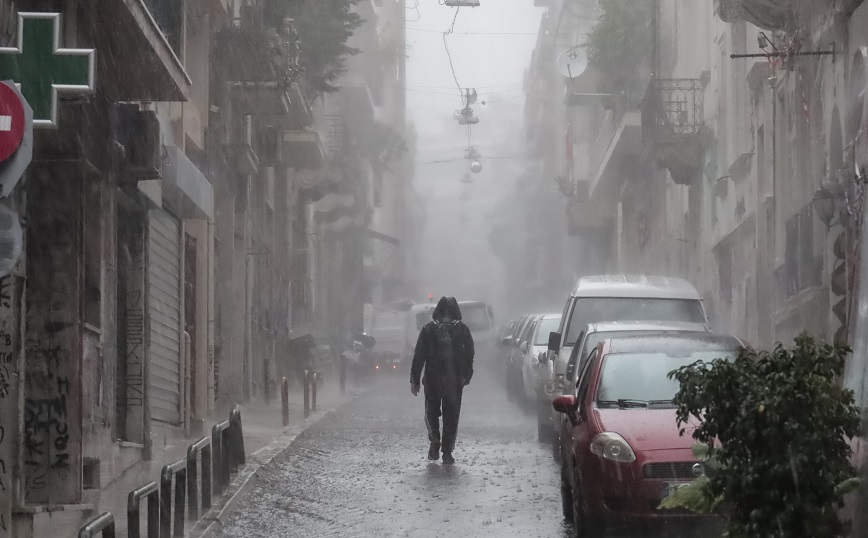 Η κακοκαιρία φέρνει χαλάζι σε μεγάλο μέγεθος &#8211; Χάρτες με τις περιοχές που θα σαρώσει