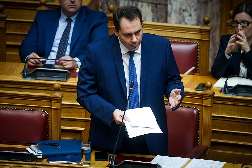 Θάνος Πετραλιάς: Μεγάλο μέρος της αναβάθμισης της ελληνικής οικονομίας οφείλεται στη μείωση των κόκκινων δανείων