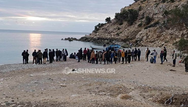 Νέα επιχείρηση μεταφοράς 70 μεταναστών στην Γαύδο – Έφτασαν με βάρκα στην παραλία του Κόρφου
