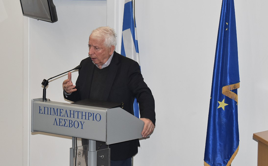 O κ. Κώστας Μουτζούρης, Περιφερειάρχης Β. Αιγαίου O κ. Κώστας Μουτζούρης, Περιφερειάρχης Β. Αιγαίου