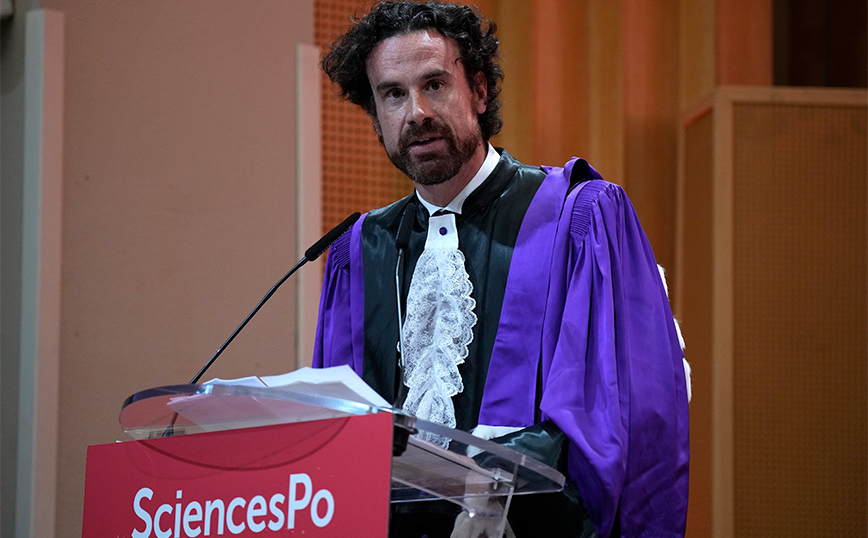 Φοιτητές κατέλαβαν το Sciences Po στο Παρίσι – Ζητούν την παραίτηση του διευθυντή Ματιάς Βισερά