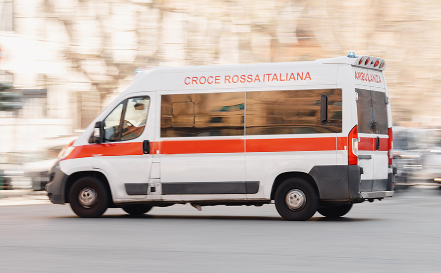Φορτηγό καρφώθηκε σε αρωματοπωλείο στη Ρώμη – Πέντε τραυματίες, οι τρεις σε κρίσιμη κατάσταση