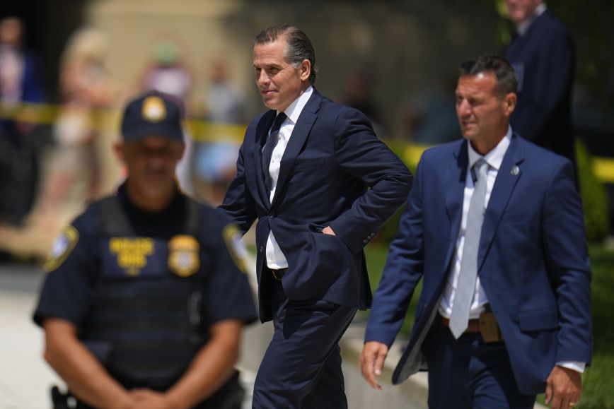 Νέος σάλος στις ΗΠΑ με τον φοροφυγά γιο του προέδρου Μπάιντεν – «Ξόδεψε εκατομμύρια σε συνοδούς και ναρκωτικά αντί να πληρώνει φόρους»