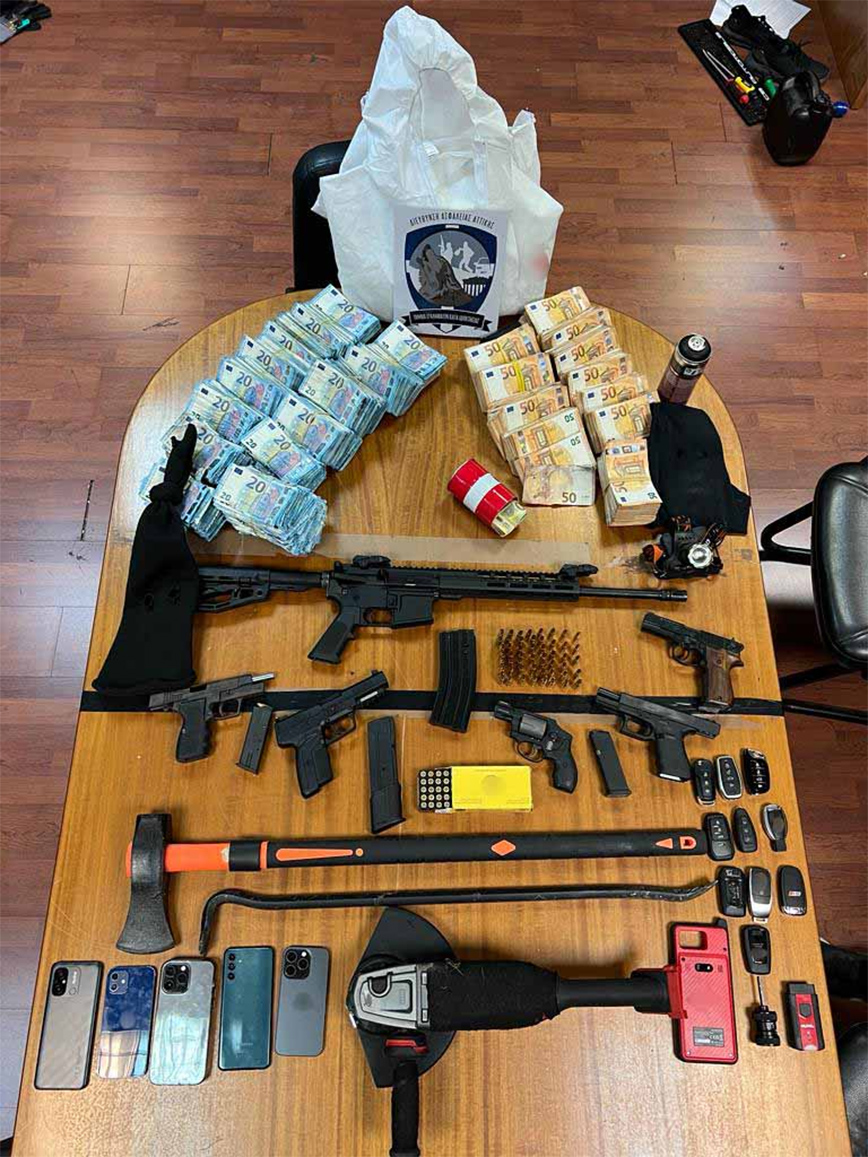 Γνωστός τράπερ σε σπείρα που χτυπούσε ΑΤΜ Γνωστός τράπερ σε σπείρα που χτυπούσε ΑΤΜ