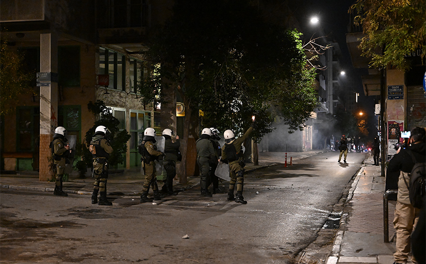 163 προσαγωγές και 30 συλλήψεις στις κινητοποιήσεις για τα 15 χρόνια από τη δολοφονία του Αλέξη Γρηγορόπουλου