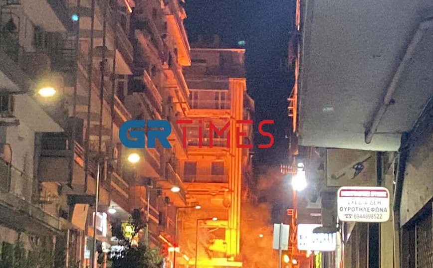 Επεισόδια στη Θεσσαλονίκη στην πορεία για τον Γρηγορόπουλο – Επίθεση με μολότοφ κατά των αστυνομικών δυνάμεων