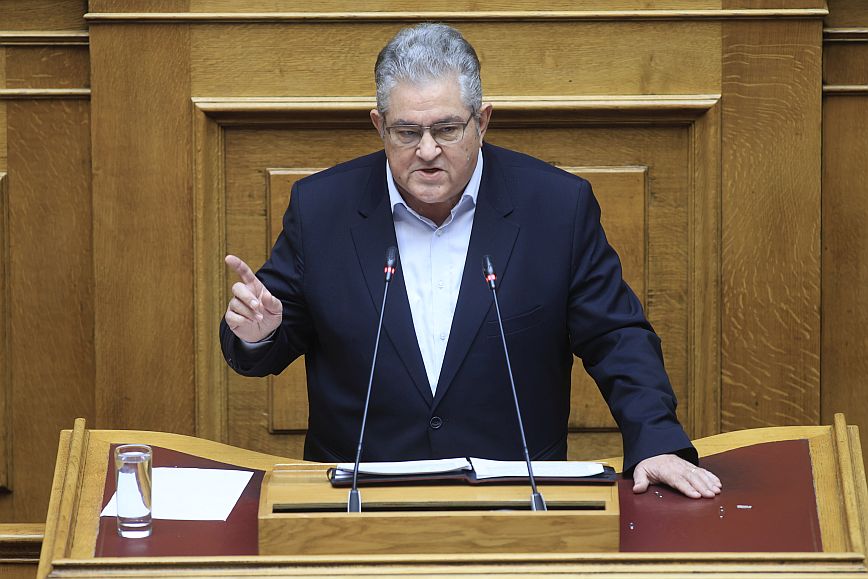 Κουτσούμπας προς ΣΥΡΙΖΑ: Να τον χαίρεστε τον κ. Κασσελάκη, να τον προτείνετε και για το Νόμπελ οικονομίας
