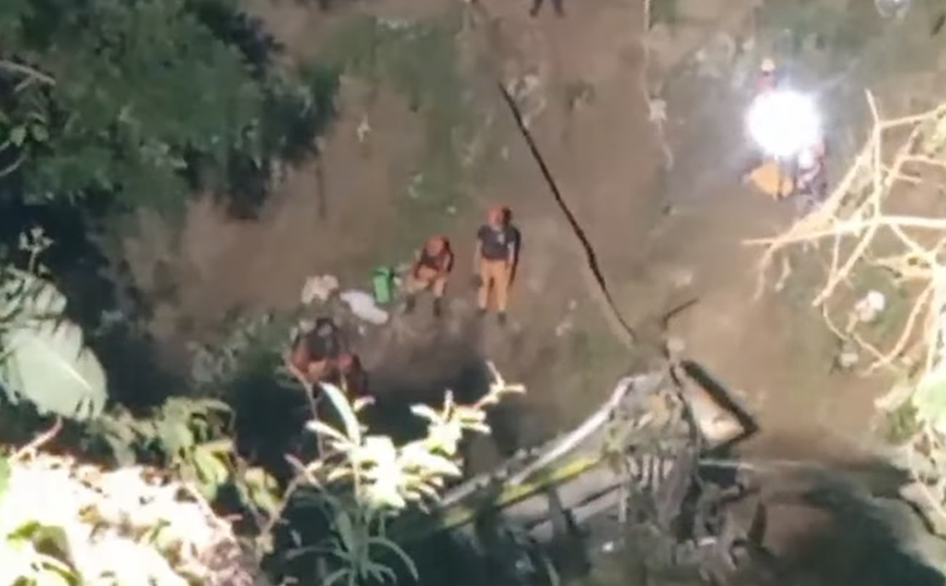 Τραγωδία στις Φιλιππίνες: 17 νεκροί σε τροχαίο δυστύχημα με λεωφορείο που έπεσε στη χαράδρα από ύψος 30 μέτρων