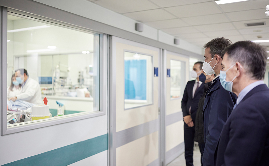 Επίσκεψη Μητσοτάκη στο Αττικό Νοσοκομείο - Μ.Α.Φ. για Eγκεφαλικά αγγειακά επεισόδια Επίσκεψη Μητσοτάκη στο Αττικό Νοσοκομείο - Μ.Α.Φ. για Eγκεφαλικά αγγειακά επεισόδια