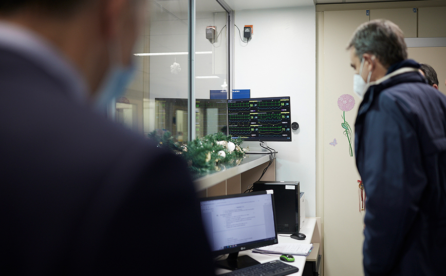 Επίσκεψη Μητσοτάκη στο Αττικό Νοσοκομείο - Μ.Α.Φ. για Eγκεφαλικά αγγειακά επεισόδια Επίσκεψη Μητσοτάκη στο Αττικό Νοσοκομείο - Μ.Α.Φ. για Eγκεφαλικά αγγειακά επεισόδια