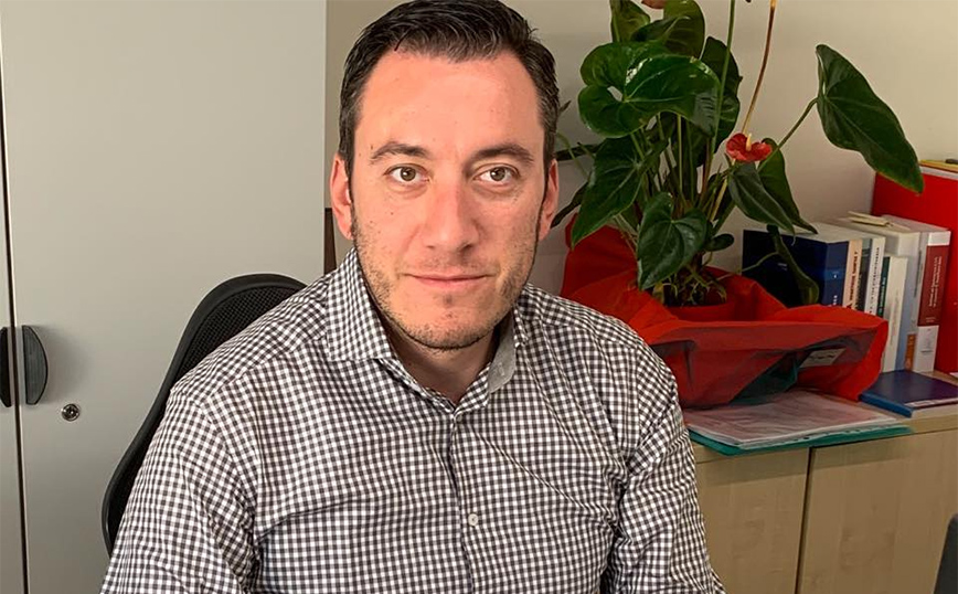 Μιχάλης Αντωνόπουλος Μιχάλης Αντωνόπουλος