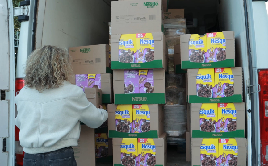 Η Nestlé Ελλάς στέκεται δίπλα στους κατοίκους της Θεσσαλίας και προσφέρει προϊόντα σε συνεργασία με την Τράπεζα Τροφίμων