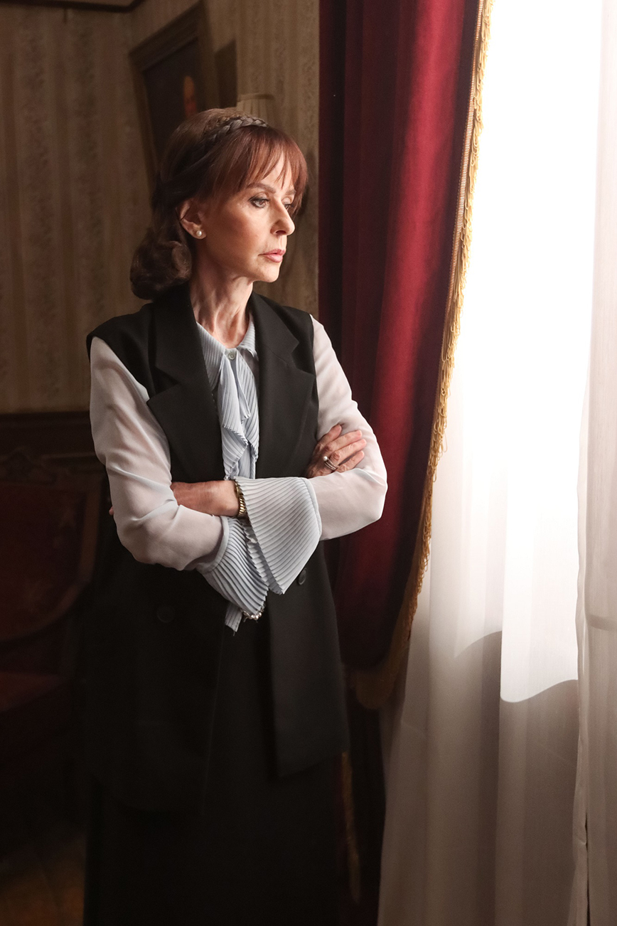 Οι Πανθέοι – Spoiler Οι Πανθέοι – Spoiler