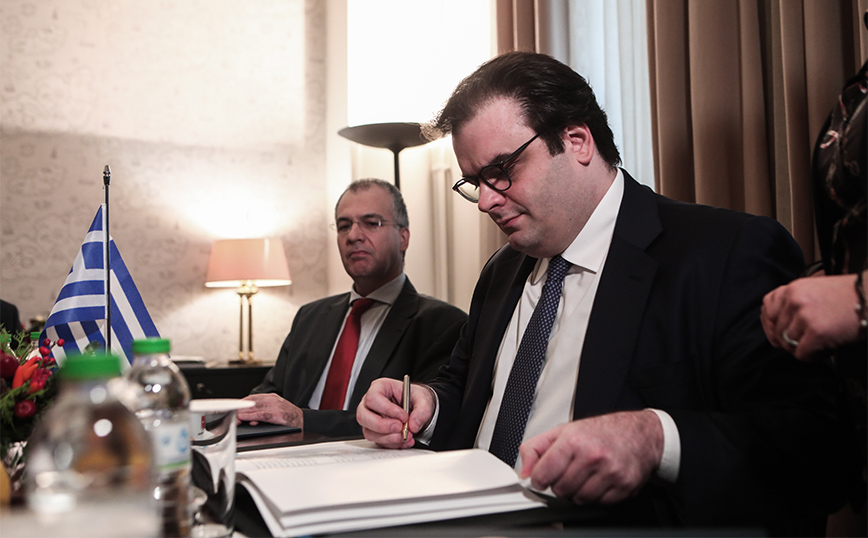 Κυριάκος Πιερρακάκης - Γιουσούφ Τεκίν Κυριάκος Πιερρακάκης - Γιουσούφ Τεκίν