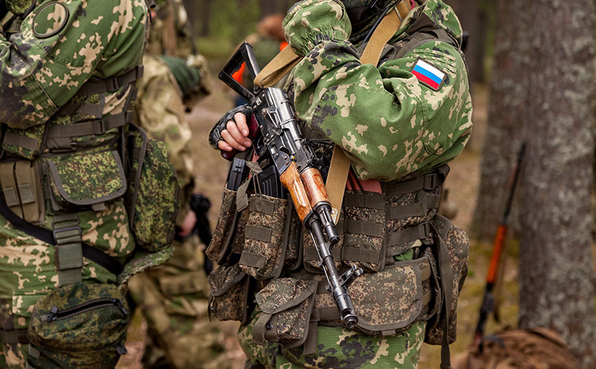 Στον ρωσικό στρατό υπηρετούν περισσότεροι από 640.000 συμβασιούχοι, σύμφωνα με το υπουργείο Άμυνας