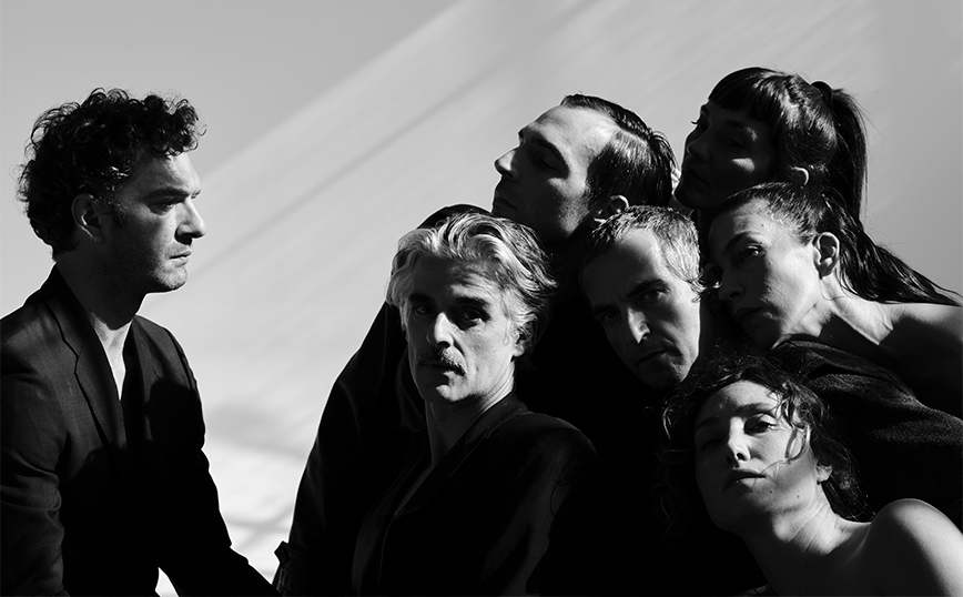 Άρης Σερβετάλης και Έφη Μπίρμπα θίγουν το θέμα της ατομικής ταυτότητας και τα όρια της επιστήμης Άρης Σερβετάλης και Έφη Μπίρμπα θίγουν το θέμα της ατομικής ταυτότητας και τα όρια της επιστήμης