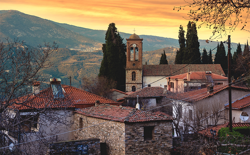 Αμπελάκια, Κίσσαβος