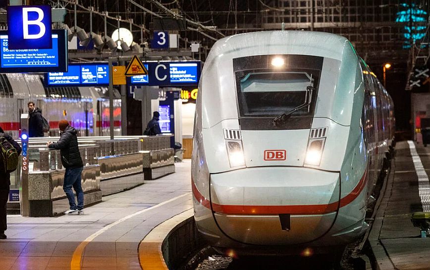 Γερμανία: Οι οδηγοί τρένων καλούνται σε τριήμερη απεργία από Τετάρτη έως Παρασκευή βράδυ