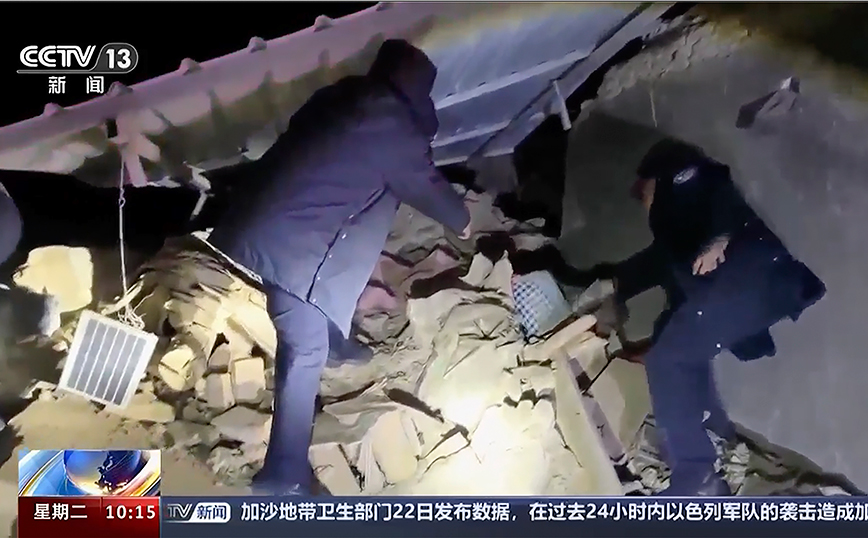 Κίνα: Τουλάχιστον τρεις νεκροί από τον σεισμό των 7,1 Ρίχτερ