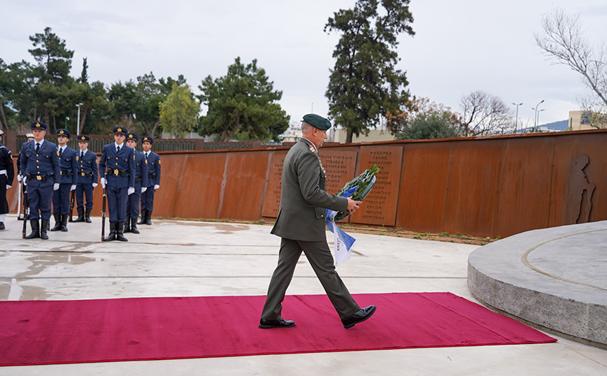 Υποδοχή του νέου Αρχηγού ΓΕΕΘΑ Υποδοχή του νέου Αρχηγού ΓΕΕΘΑ