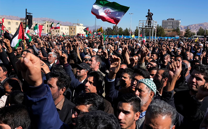 Ιρανοί ηγέτες ορκίζονται εκδίκηση στην κηδεία των θυμάτων της διπλής βομβιστικής επίθεσης