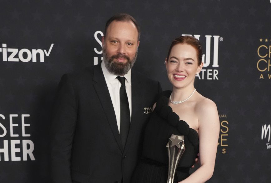 Critics Choice Awards: «Καλύτερη ηθοποιός» η Έμα Στόουν με το Poor Things – Σάρωσε το «Όπενχάιμερ»