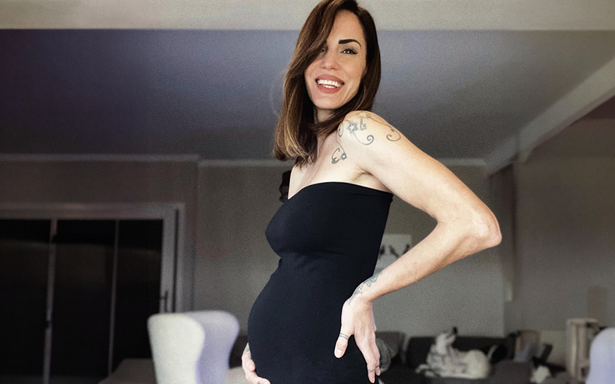 Έγκυος η τραγουδίστρια Ελισάβετ Σπανού &#8211; Ανέβασε φωτογραφίες με φουσκωμένη κοιλίτσα