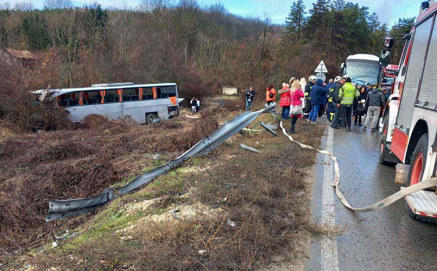 Τουριστικό λεωφορείο συγκρούστηκε με νταλίκα στη Βουλγαρία: 10 τραυματίες, ανάμεσά τους και Έλληνες