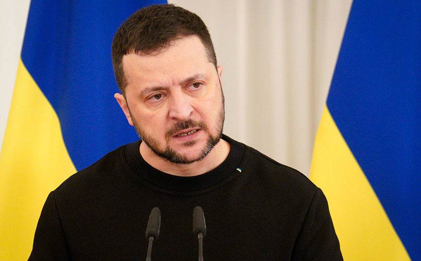 Ζελένσκι: «Ήρωας της Ουκρανίας» ο πρώην αρχηγός των ενόπλων δυνάμεων