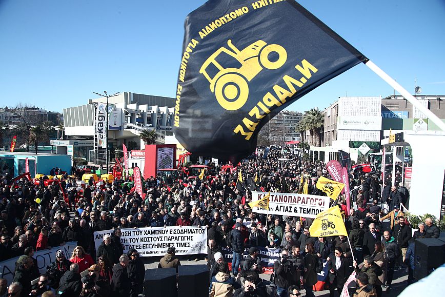 Συνεχίζονται οι κινητοποιήσεις των αγροτών παρά τα μέτρα &#8211; Δυσβάστακτο το κόστος παραγωγής