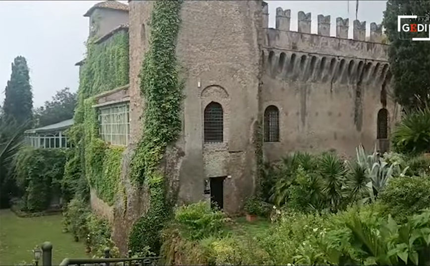 Η οικογένεια Μπερλουσκόνι θέλει να πουλήσει και τη «βίλα Γκράντε» στη Ρώμη