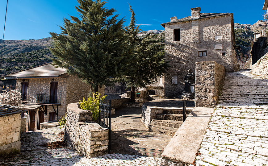 Συρράκο, Τζουμέρκα Συρράκο, Τζουμέρκα