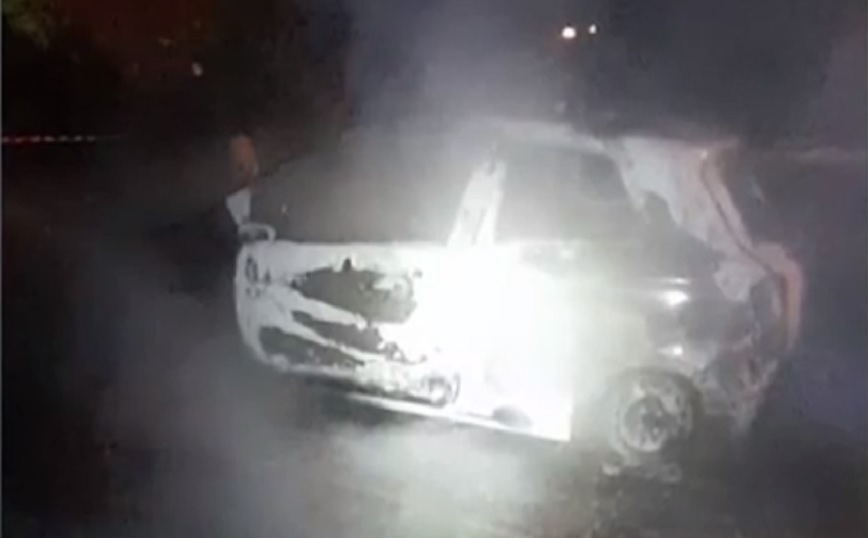Μαφιόζικη δολοφονία στη Μάνδρα: Απανθρακωμένος ο Χρήστος Γιαλιάς σε φλεγόμενο αυτοκίνητο – Είχε δολοφονηθεί η συζύγός του