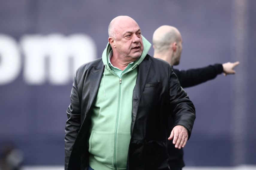 Αχιλλέας Μπέος: «Εγώ αυτός είμαι. Ποιος θα με κρίνει; Ο Γιώργος Τσαλίκης, η λουλού»;