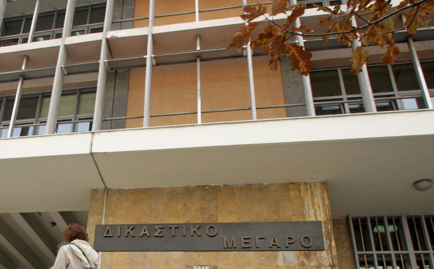Η ομάδα «Ένοπλη Απάντηση» ανέλαβε την ευθύνη για τη βόμβα στην Εφέτη Θεσσαλονίκης