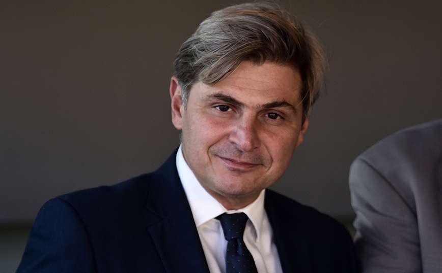 Ανοικτό αφήνει εκ νέου το ενδεχόμενο να είναι υποψήφιος πρόεδρος του ΣΥΡΙΖΑ ο Νικόλας Φαραντούρης