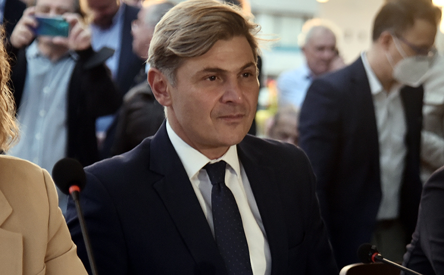Φαραντούρης: Σκοπεύω να τιμήσω την εμπιστοσύνη των ψηφοφόρων &#8211; Είμαι παρών και περιμένω τις εξελίξεις