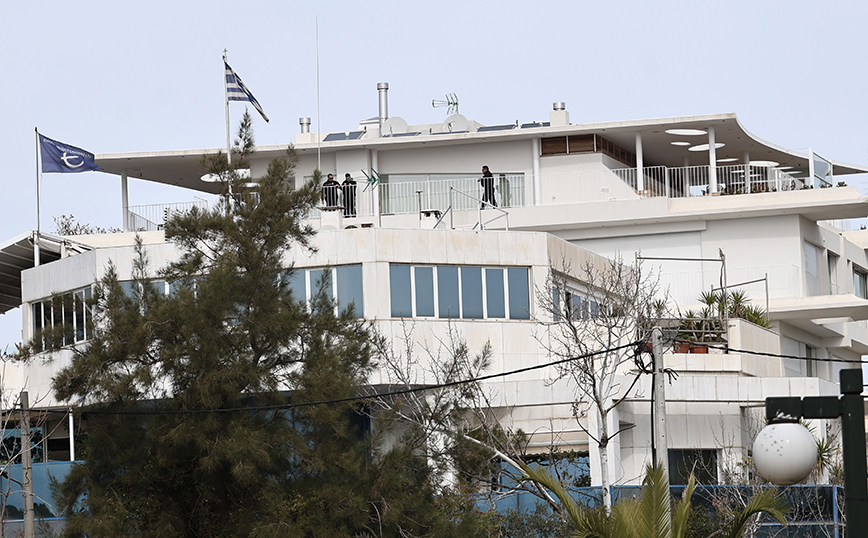 Μακελειό στη Γλυφάδα: «Δεν παραχωρήσαμε σπίτι στον δολοφόνο, απολύθηκε πριν από έναν χρόνο» &#8211; Η ανακοίνωση της ναυτιλιακής