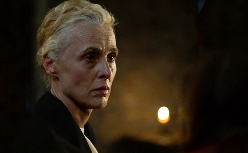 μάγισσα σποιλερ μάγισσα σποιλερ