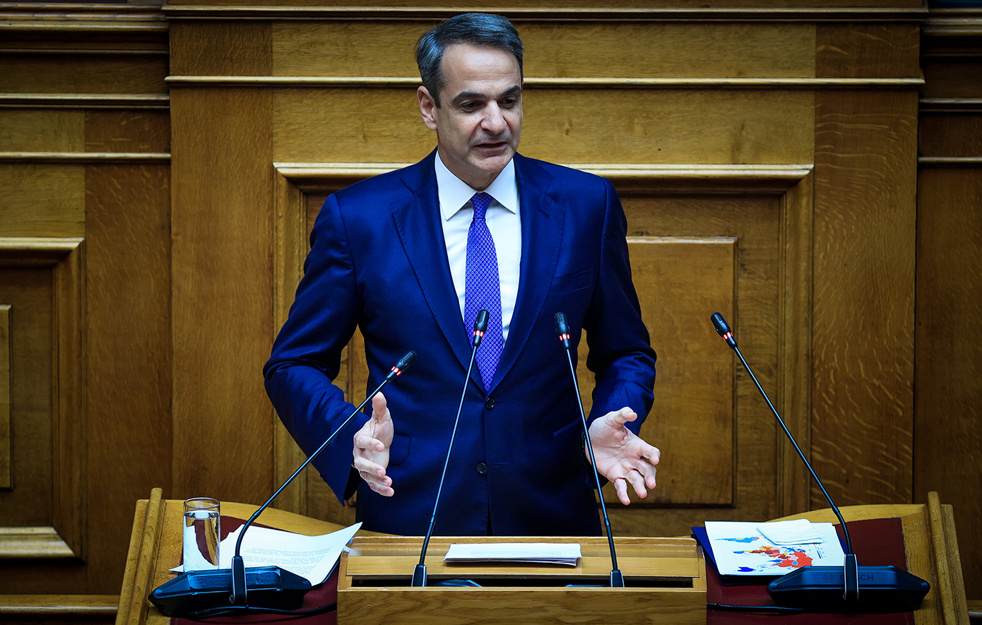 Μητσοτάκης για μη κρατικά ΑΕΙ: Ονομαστική ψηφοφορία για όλα τα άρθρα &#8211; Επίθεση σε Κουτσούμπα για τη «σεξιστική τοποθέτηση»