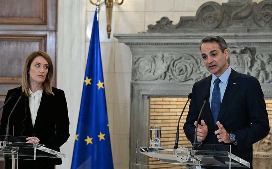 Κυριάκος Μητσοτάκης - Ρομπέρτα Μέτσολα Κυριάκος Μητσοτάκης - Ρομπέρτα Μέτσολα