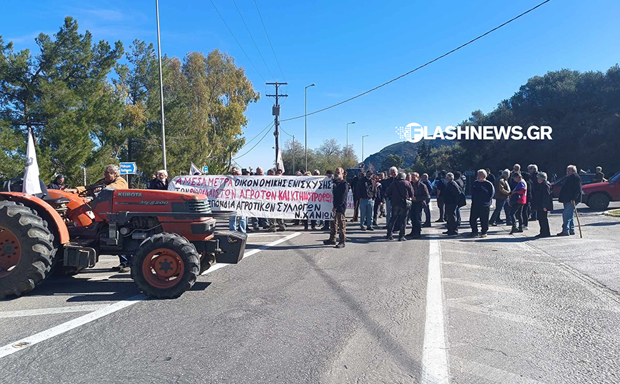 Στον «χορό» των κινητοποιήσεων και οι αγρότες της Κρήτης &#8211; Απέκλεισαν την εθνική οδό